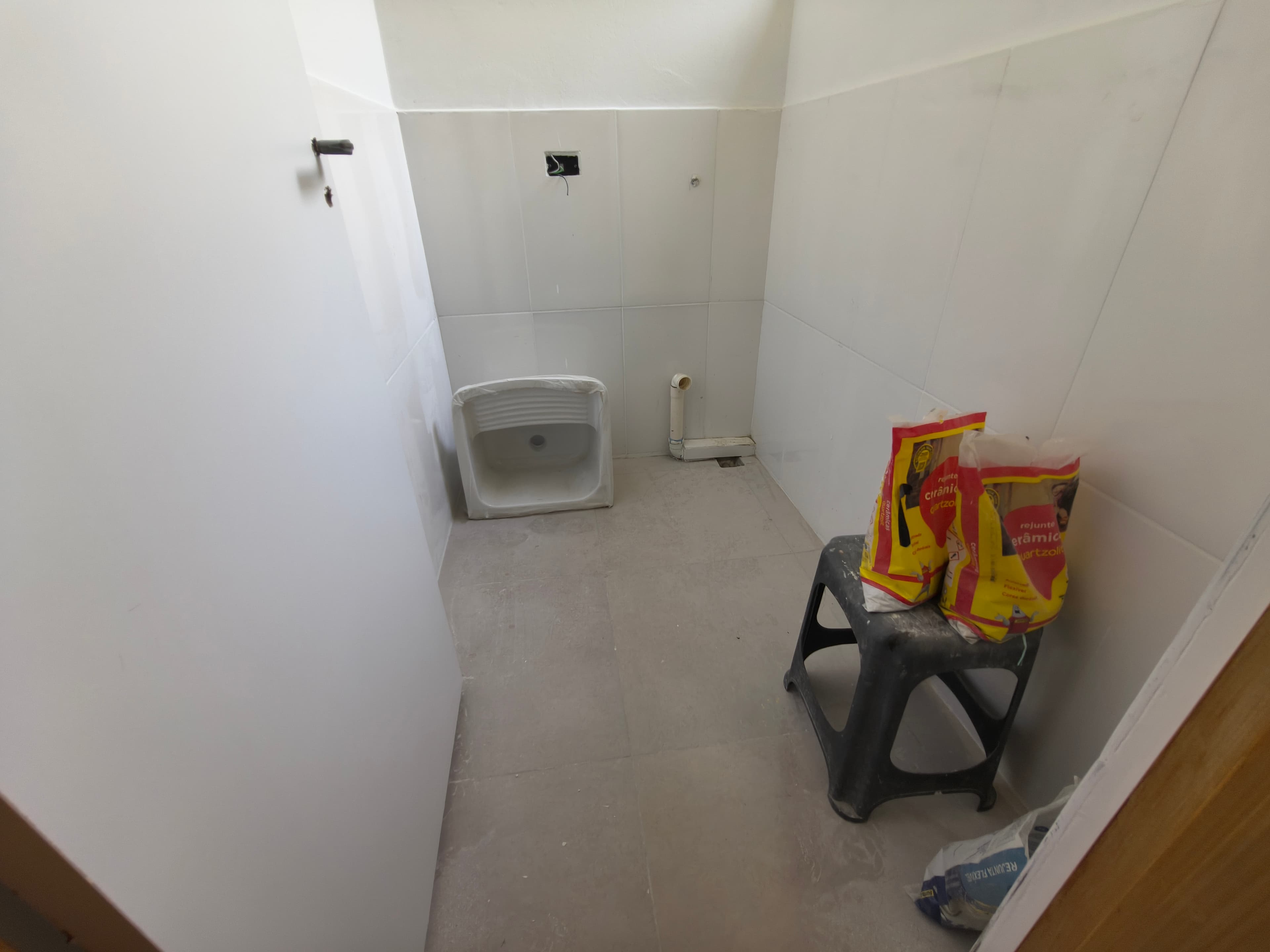 Quitinetes, Zona Leste, perto hipermercado Confiança, Drogasil, McDonald's da Av São Paulo — foto 23
